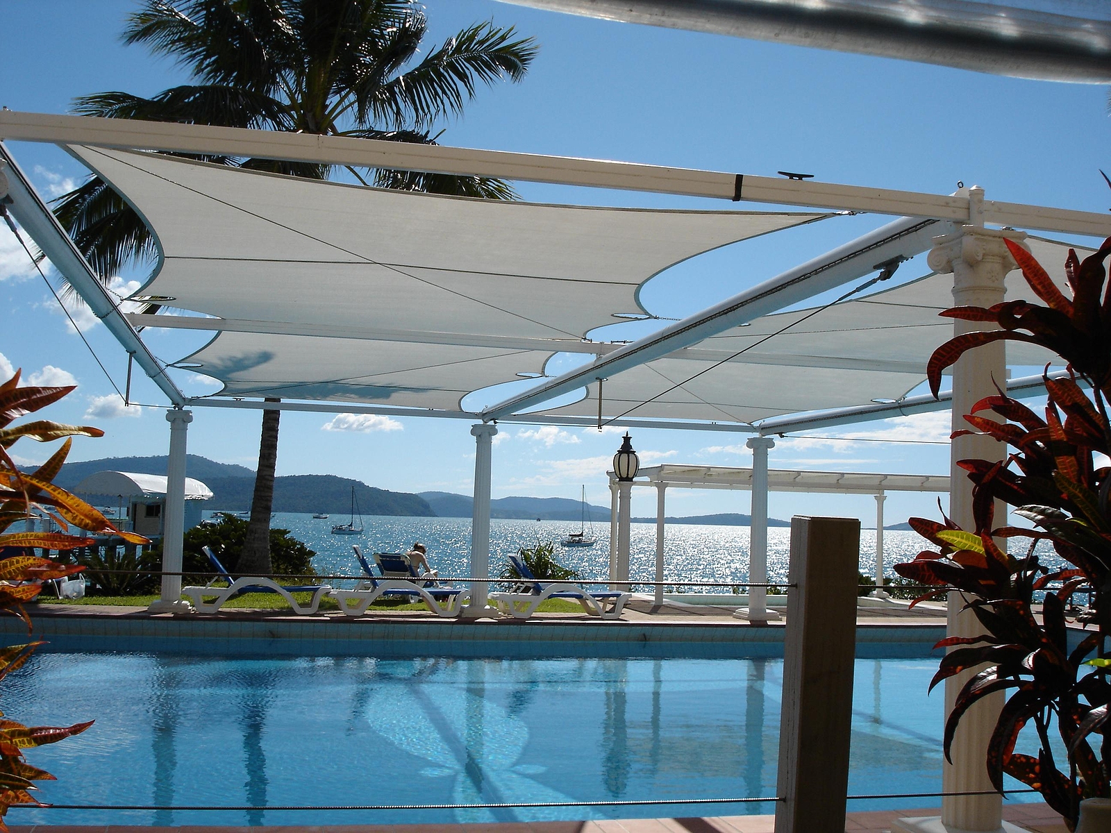 Shade Sail Fabric: Choosing the Perfect Fabric for your Outdoor Space